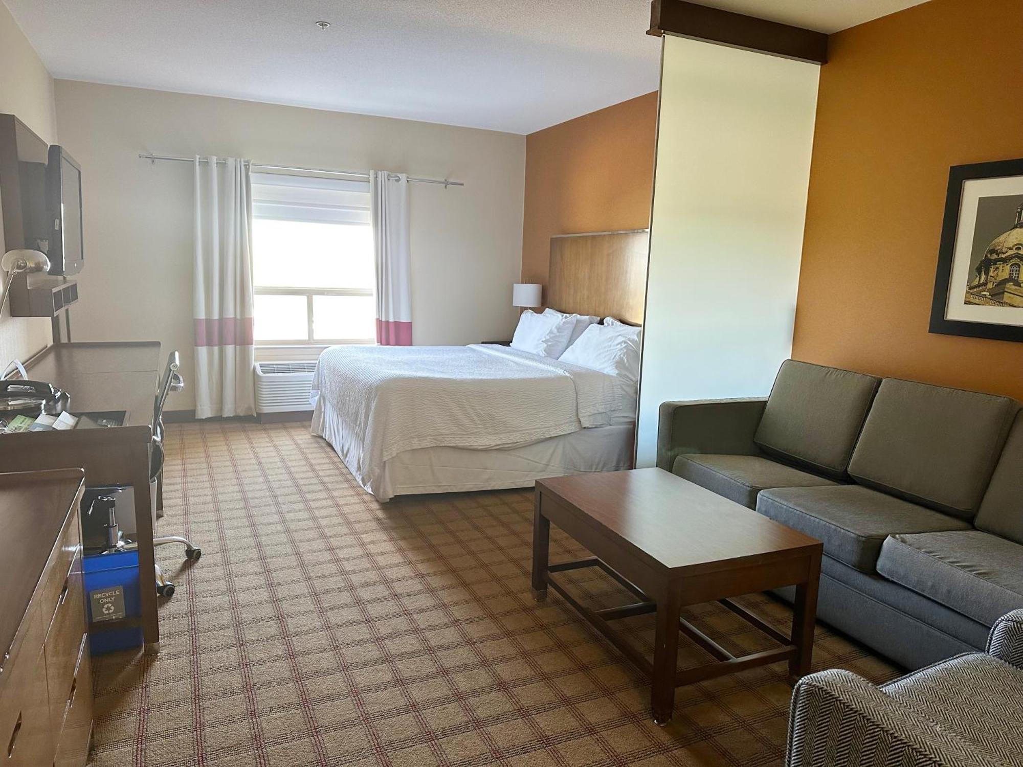 Four Points By Sheraton Edmonton Gateway Экстерьер фото
